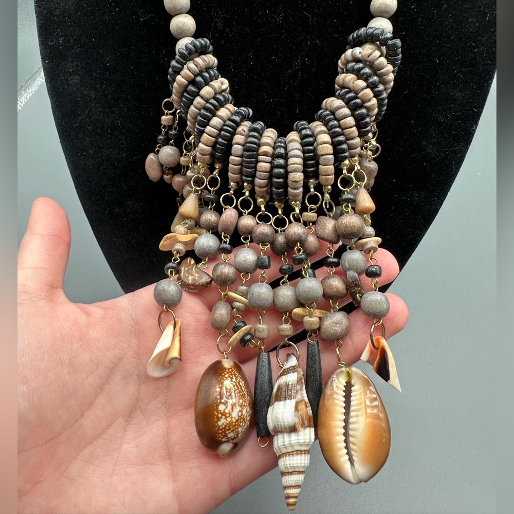 VTG Wood & Shell Beaded Boho Bib Statement Necklace ~21.5” Festival Beachy - Picture 6 of 9